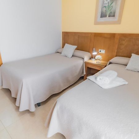 Apartamentos Turisticos Las Yucas Torre Del Mar Buitenkant foto