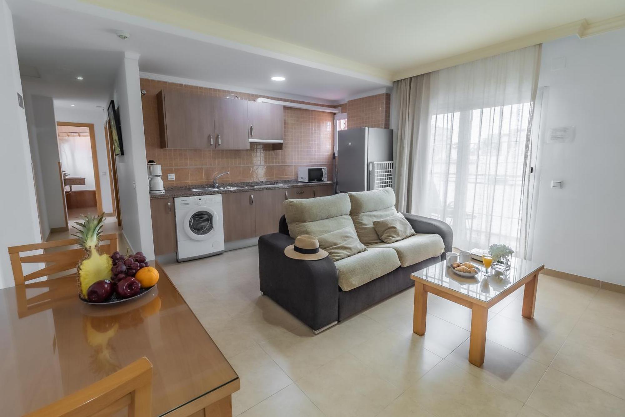 Apartamentos Turisticos Las Yucas Torre Del Mar Buitenkant foto